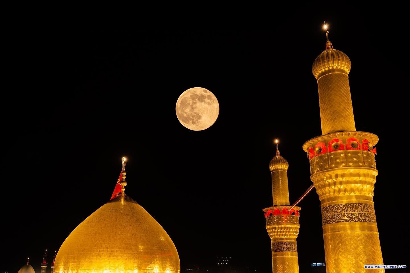 بالصور: ظاهرة القمر العملاق الأكبر تدخل أجواء مدينة كربلاء المقدسة.